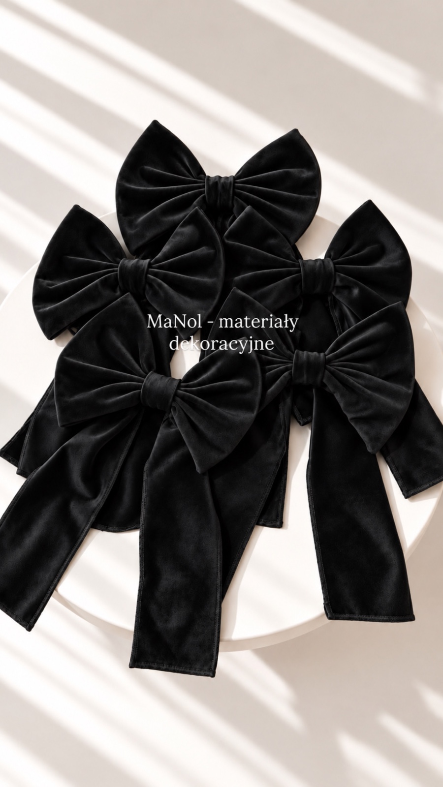 Zestaw 5 szt kokardek mini Velvet - czarny 15x20, zwis 15 cm na stronę — zestaw na wesele, welur, czarny — galeria MaNol